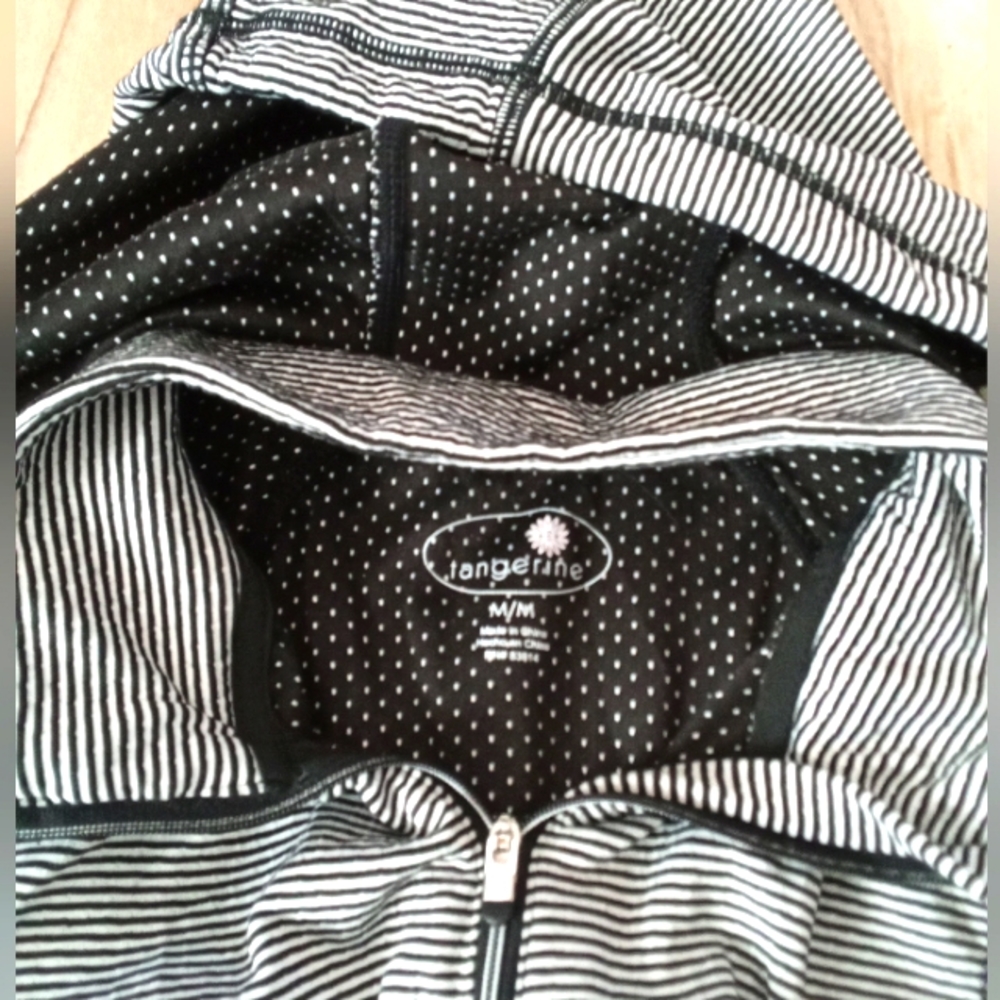 Tangerine 3/4 zip pullover - Picture 4 of 4